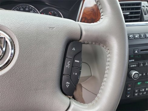 Used 2009 Buick LaCrosse CXL image 12