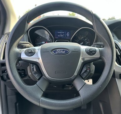 Used 2013 Ford Focus SE image 22