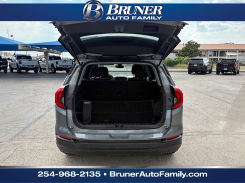 Used 2020 GMC Terrain SLE w/ Driver Convenience Package image 6