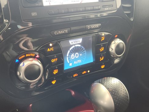 Used 2011 Nissan Juke SL w/ Sport Pkg image 25