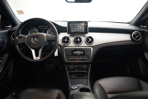 Used 2014 Mercedes-Benz CLA 250 image 17