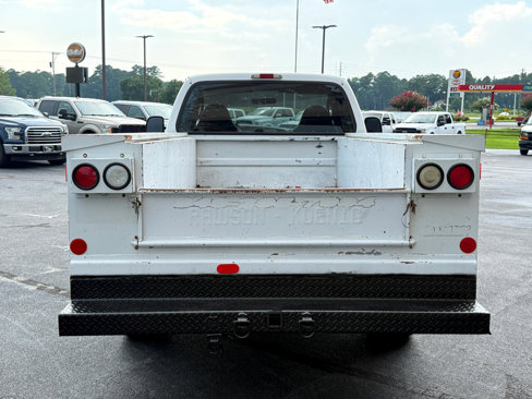 Used 2005 Ford F350 XL image 4