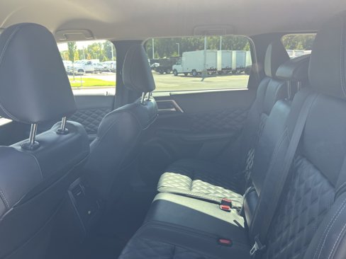 Used 2022 Mitsubishi Outlander SEL image 30