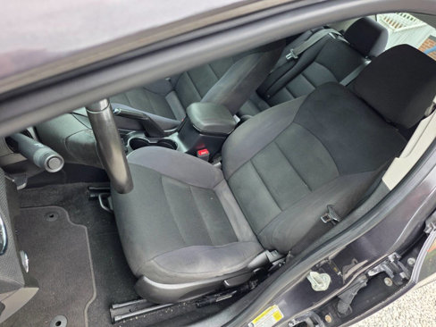 Used 2014 Chevrolet Cruze LT image 11