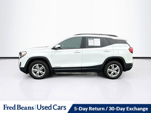 Used 2020 GMC Terrain SLE w/ Driver Convenience Package image 4