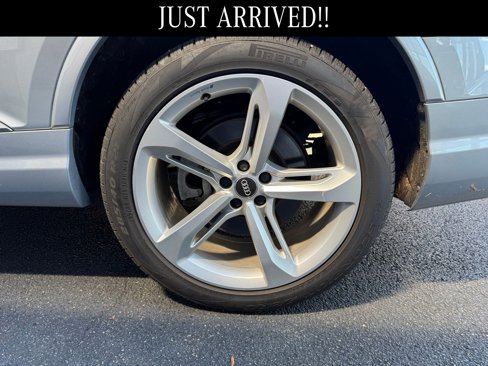 Used 2019 Audi Q7 3.0T Prestige image 6