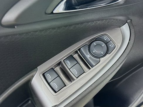 Used 2024 Chevrolet Malibu LT image 17
