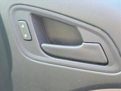 Used 2020 Chevrolet Colorado W/T w/ WT Convenience Package image 23
