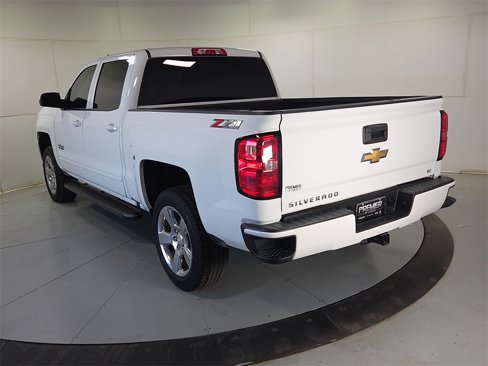 Used 2018 Chevrolet Silverado 1500 LT w/ Texas Edition image 6