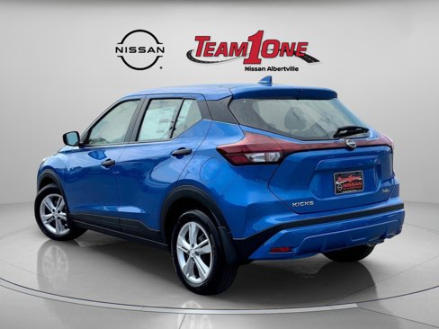 New 2025 Nissan Kicks Play S image 4