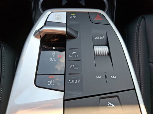 New 2025 BMW X1 xDrive28i w/ Premium Package image 14