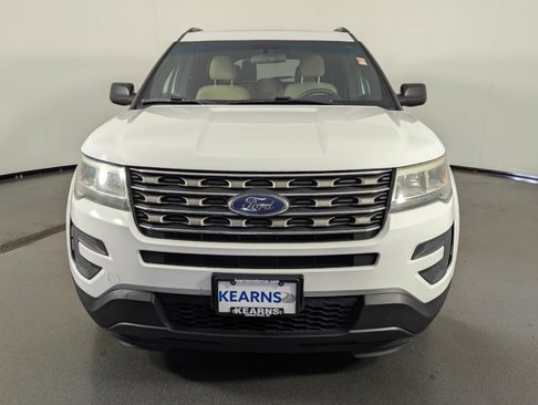 Used 2016 Ford Explorer 4WD image 3
