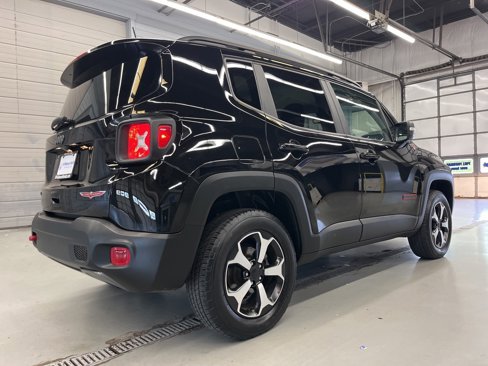 Used 2019 Jeep Renegade Trailhawk image 7