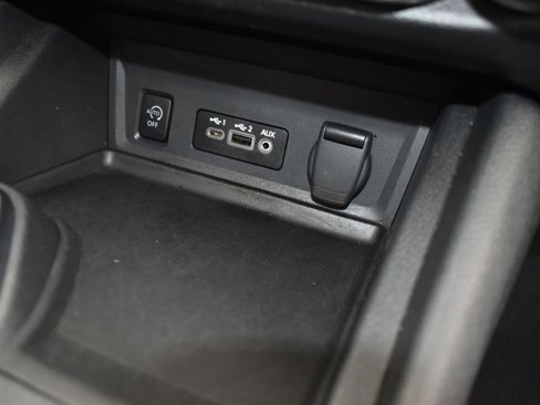 Used 2024 Nissan Sentra SV image 25