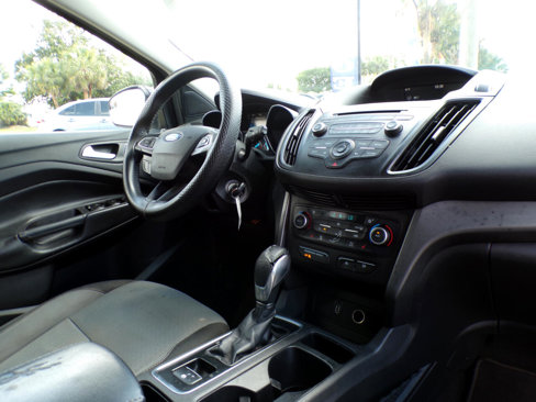 Used 2018 Ford Escape SE image 18