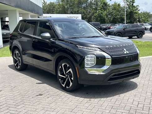 Used 2022 Mitsubishi Outlander ES image 8