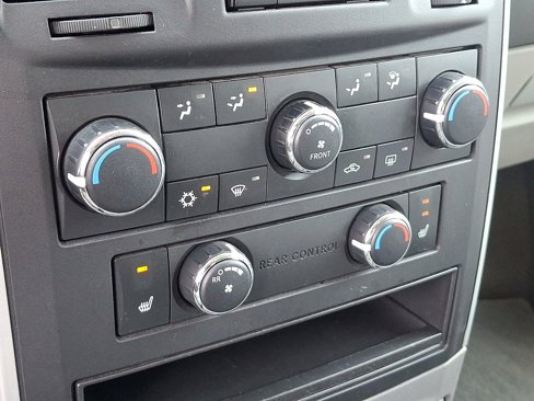 Used 2010 Dodge Grand Caravan Crew w/ Heated Seat Group image 16