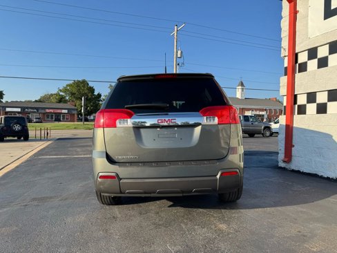 Used 2013 GMC Terrain SLE image 4