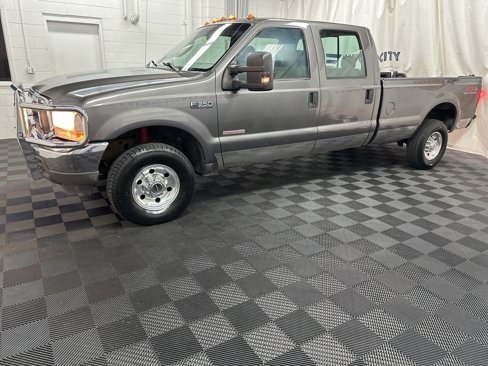 Used 2004 Ford F350 XLT image 5