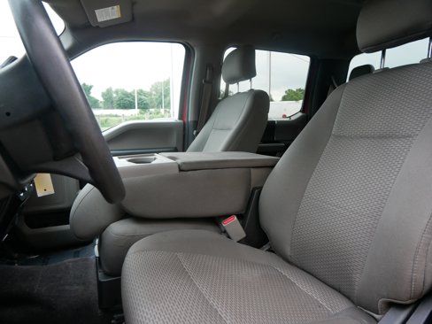 Used 2016 Ford F150 XLT image 6