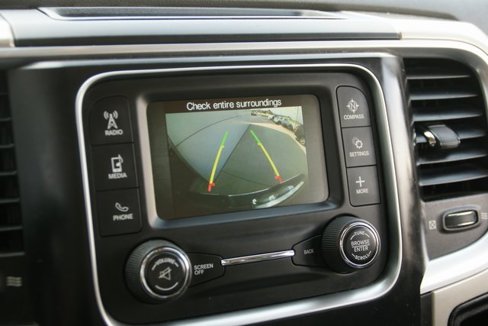 Used 2015 RAM 2500 SLT w/ Luxury Group image 24