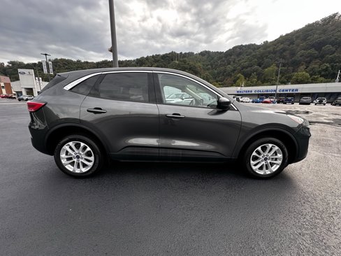Used 2020 Ford Escape SE image 27