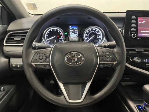 Used 2023 Toyota Camry LE w/ Convenience Package image 6