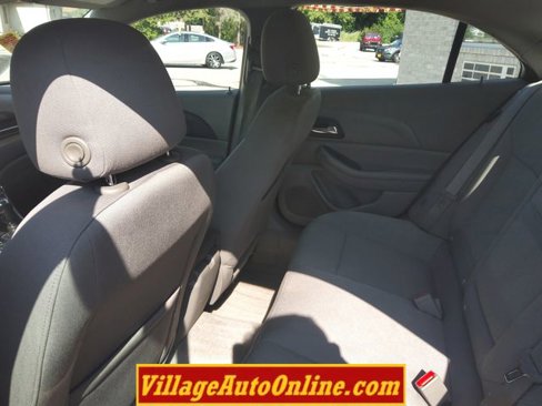 Used 2013 Chevrolet Malibu LS image 23