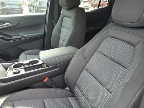 New 2026 Chevrolet Equinox LT image 5