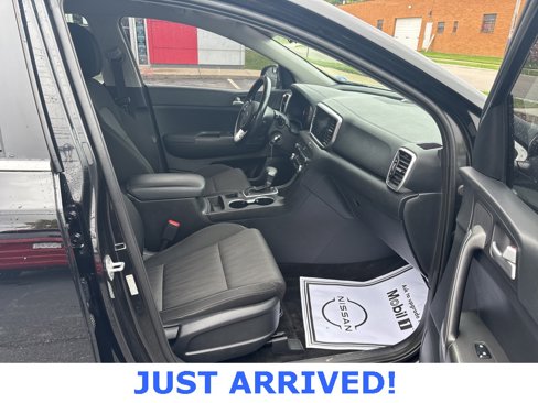 Used 2021 Kia Sportage LX image 23