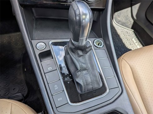 Used 2019 Volkswagen Jetta SE image 16