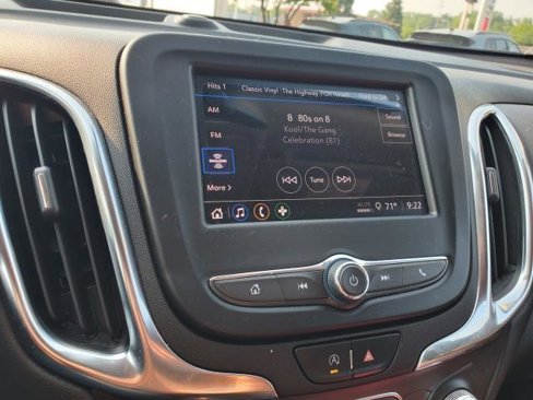 Used 2022 Chevrolet Equinox LT image 19