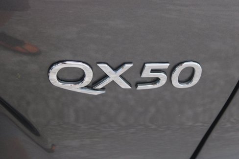 Used 2021 INFINITI QX50 Luxe w/ Appearance Package image 22