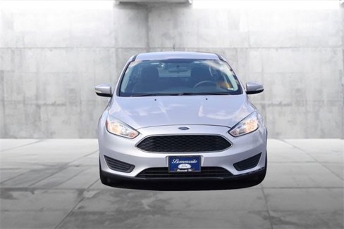 Used 2017 Ford Focus SE image 4