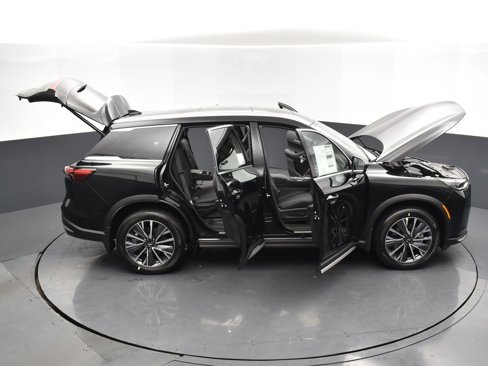 New 2026 INFINITI QX60 Luxe w/ Family Package image 36