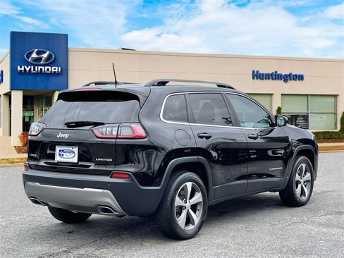 Used 2022 Jeep Cherokee Limited image 7