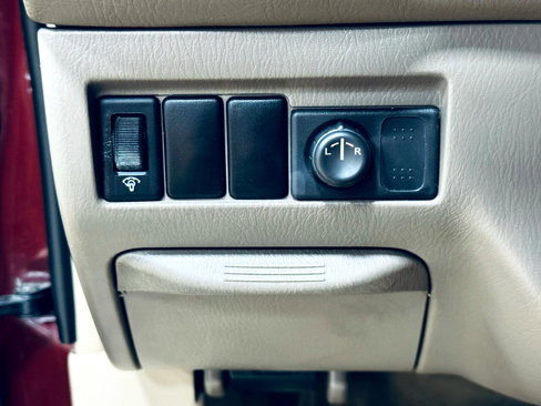 Used 2001 Nissan Pathfinder SE image 39