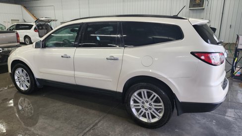Used 2015 Chevrolet Traverse LT w/ Style and Technology Package image 6