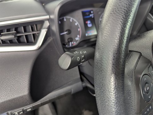 Used 2024 Toyota Corolla LE image 20
