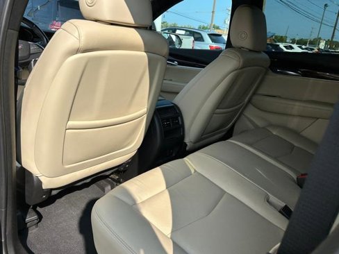Used 2019 Cadillac XT5 Luxury image 12