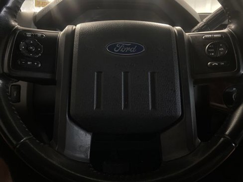 Used 2011 Ford F350 Lariat w/ Lariat Interior Pkg image 16