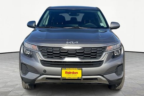 Used 2023 Kia Seltos LX image 3