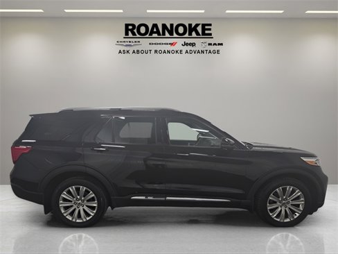Used 2020 Ford Explorer Limited w/ Class III Trailer Tow Package image 8