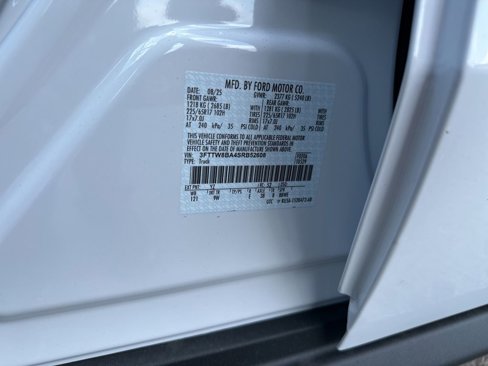 New 2025 Ford Maverick XL image 39