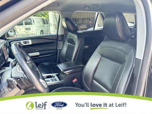 Used 2020 Ford Explorer XLT w/ Equipment Group 202A image 17