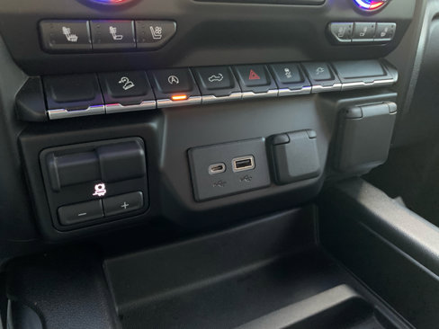 Used 2021 GMC Sierra 1500 AT4 image 25