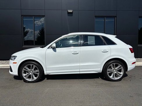 Used 2017 Audi Q3 2.0T Premium Plus w/ Premium Plus Package image 3