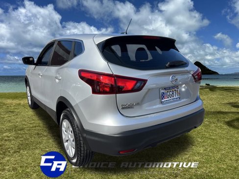 Used 2019 Nissan Rogue Sport S image 5