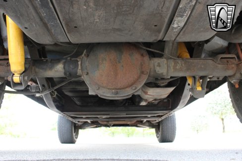 Used 1995 Chevrolet Tahoe 4WD 2-Door image 15