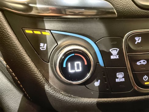 Used 2021 Chevrolet Equinox Premier image 34